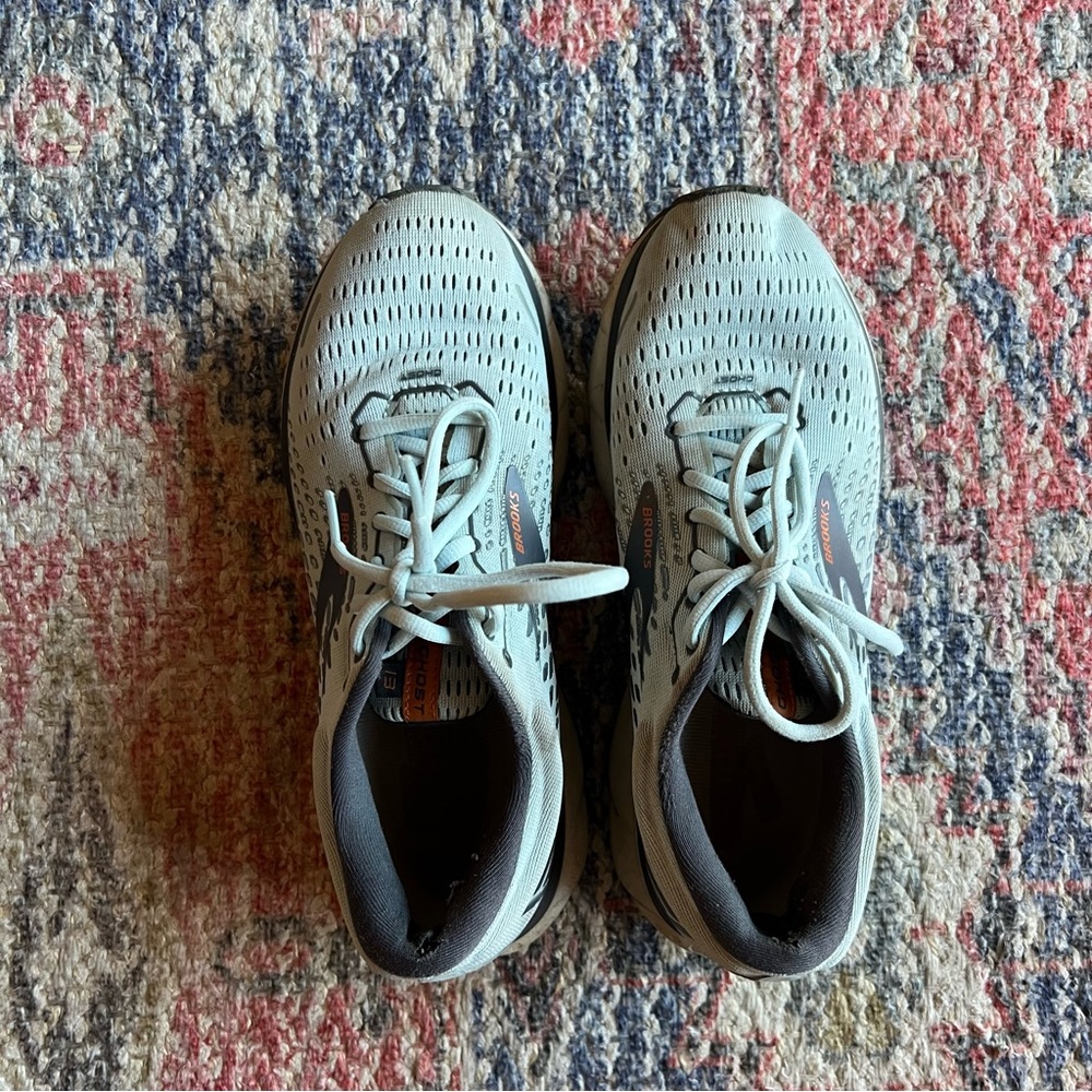 Blue Brooks Ghost 13